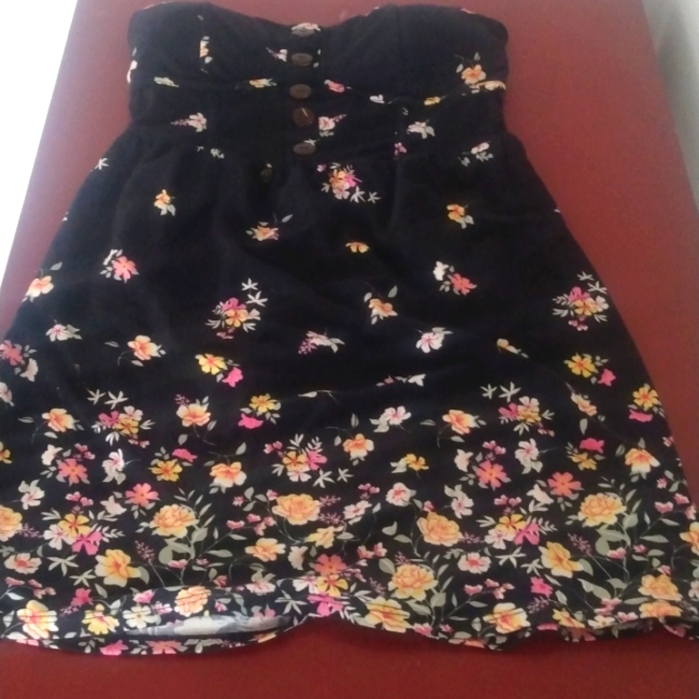 Strapless dress